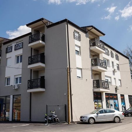 Apartman Miluro Daire Subotica Dış mekan fotoğraf