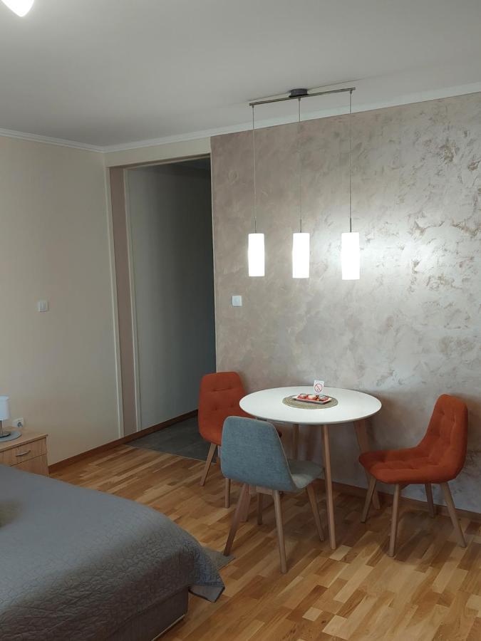 Apartman Miluro Daire Subotica Dış mekan fotoğraf