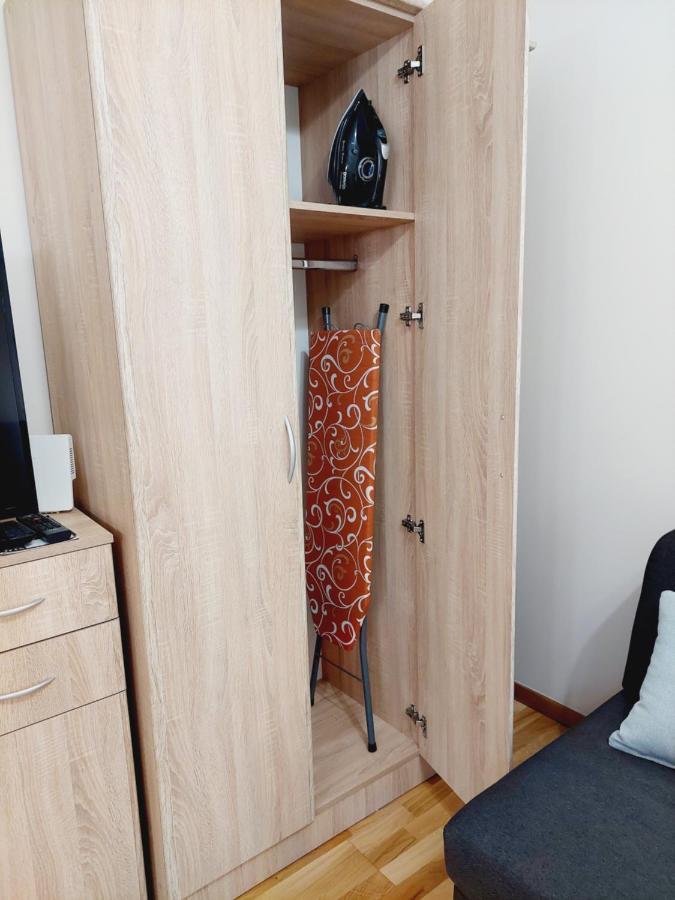 Apartman Miluro Daire Subotica Dış mekan fotoğraf